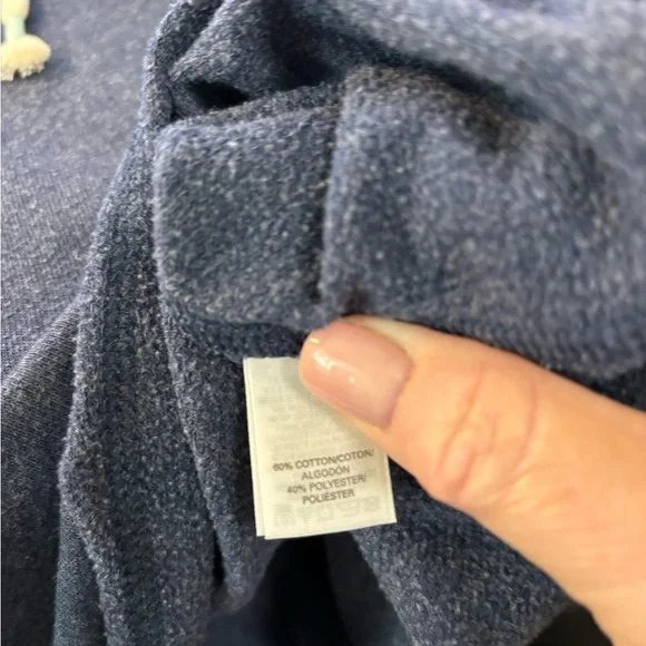 Victoria’s Secret Ladies Sweatshirt with Hood - Size M - Navy & White - - Picture 2 of 5